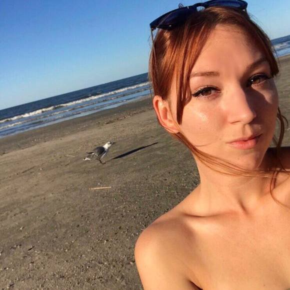 Meet your Posher, Olivia - Picture 1 of 1